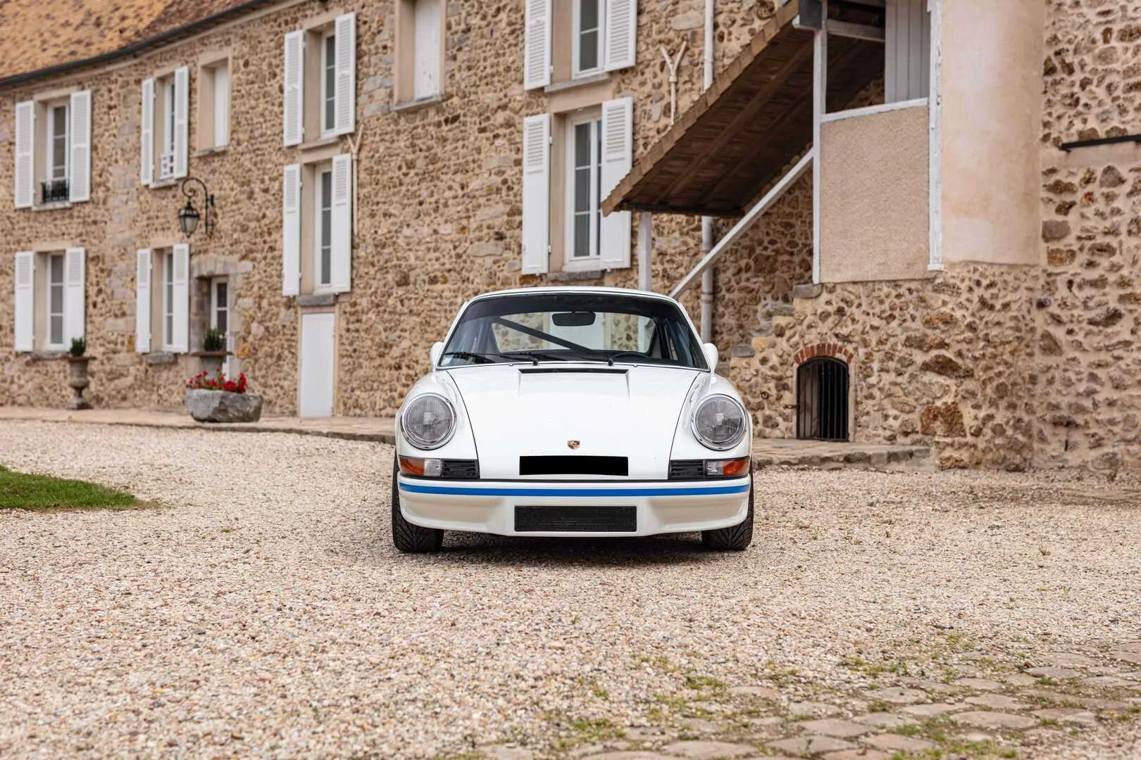 Aguttes Automobiles de Collection - La Vente d'Été 2026